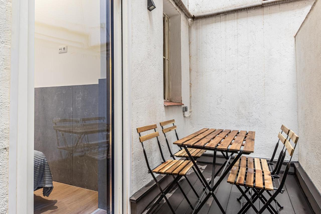 Ferienwohnung Waou Essence IV Latina - Alquiler Corta Duracion Madrid Exterior foto
